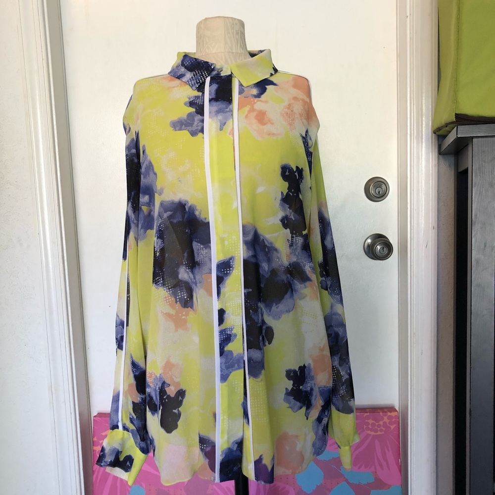 Ellen Tracy Yellow print Blouse with white trim L